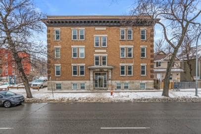 Building Photo - 677 Maryland St Unit 8