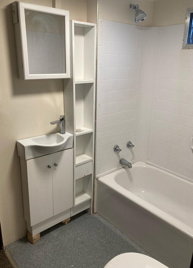 Photo - 2006 E Prospect Rd Unit 1