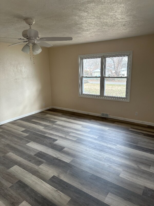 Photo - 180 W Washington St