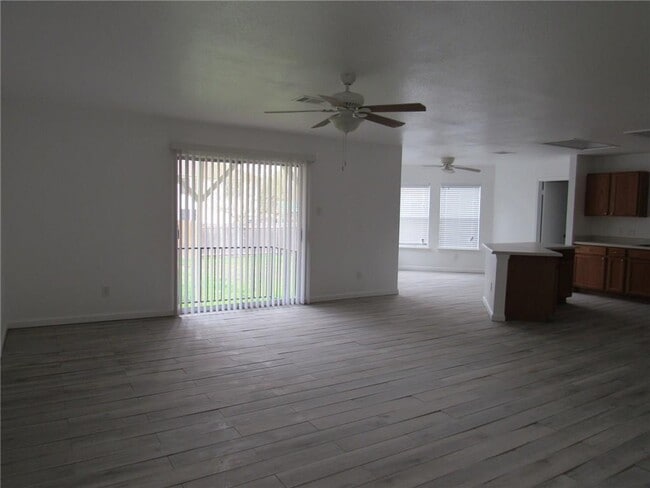 2107 Deer Creek Trail