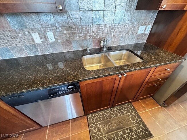 Photo - 2405 W Serene Ave Unit 517