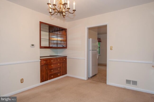 Photo - 5950 Clames Dr