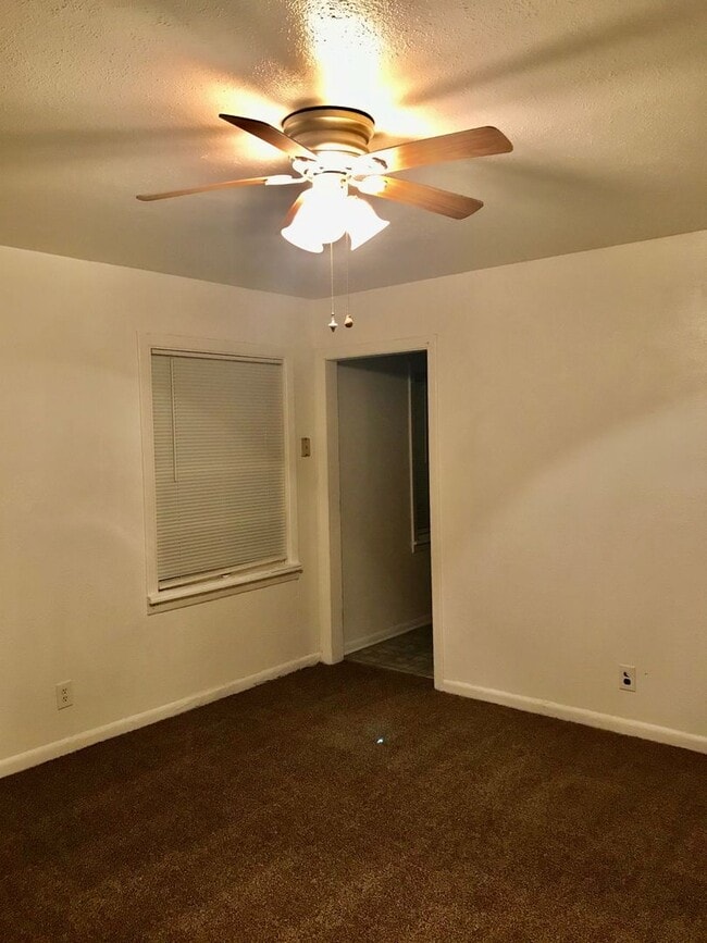 Photo - 2 Bedroom, 1 Bathroom Home in North Amarillo!