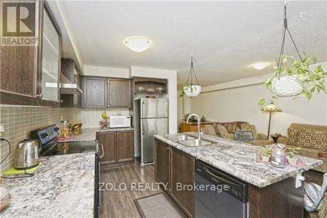 Photo - 92 Golden Springs Dr