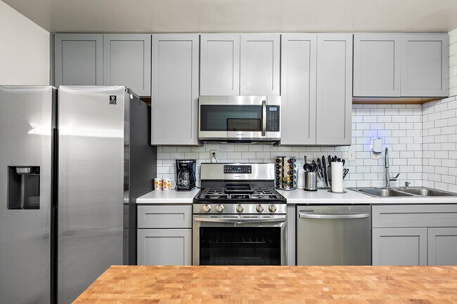 Photo - 1033 N 25th St