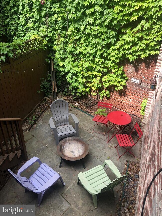 Photo - 1616 8th St NW