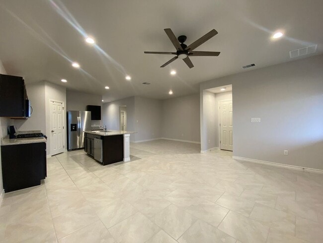Photo - NEWER 4 BDRM HOME IN FLOUR BLUFF ISD!