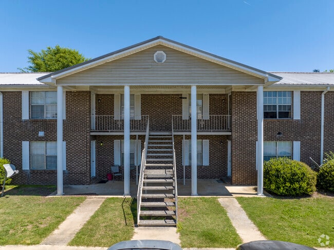 Town Creek Apartments