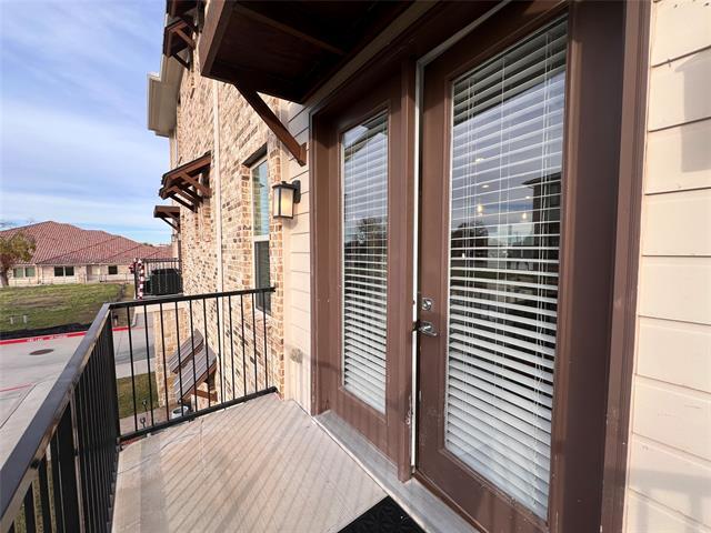 Photo - 714 N Plano Rd