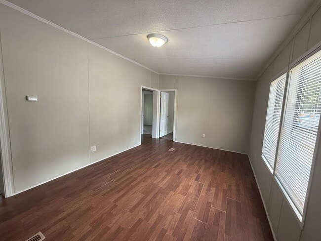 Photo - 113 Barbour Rd