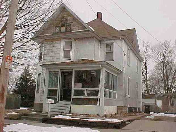 Photo - 107 Lafayette St House