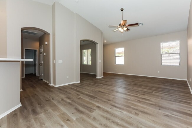 Photo - 4101 S Vineyard Ave