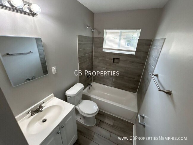 Photo - 3109 Radford Rd