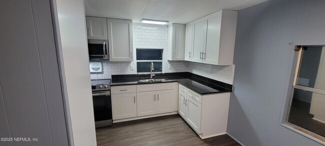 Photo - 10906 Olivewood Ln