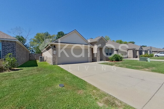 122 Yardley Ct