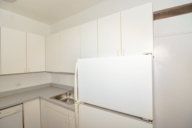 824 W Waveland Ave Unit 02