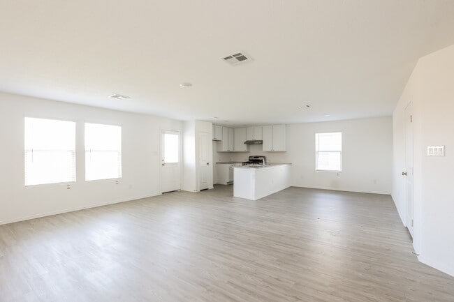 Photo - 411 Filibusters Trail