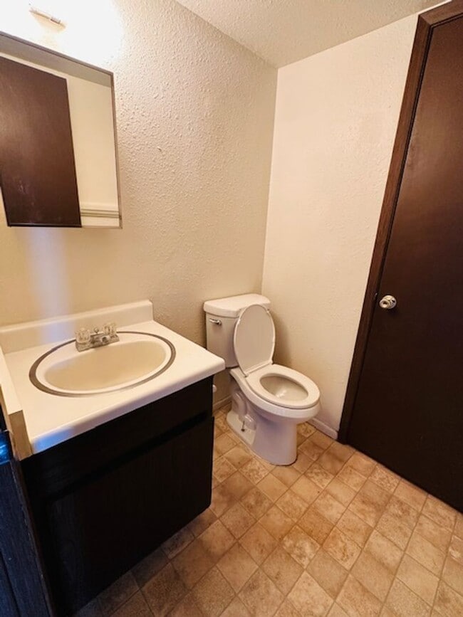 Photo - Available Now!!! Unit 185 E