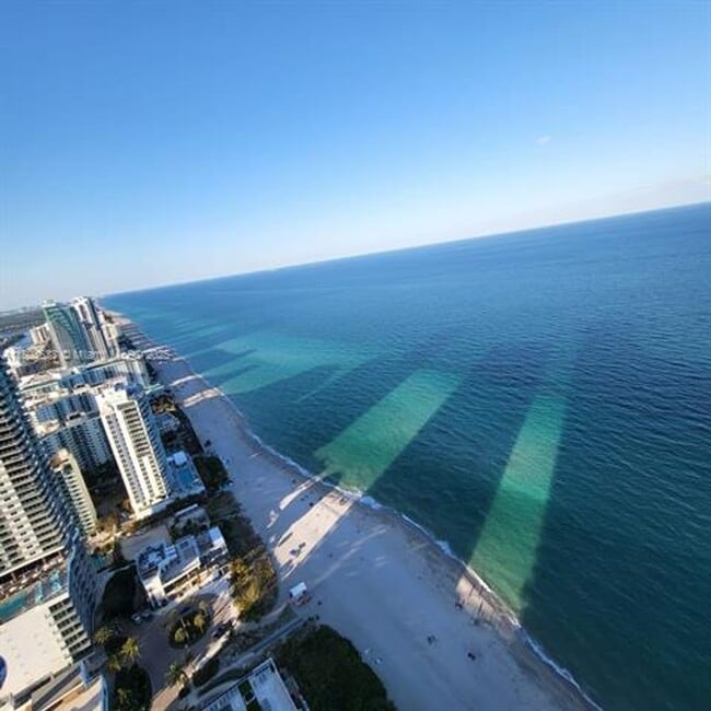 Photo - 1830 S Ocean Dr Unidad 1830 S Ocean Dr  4701