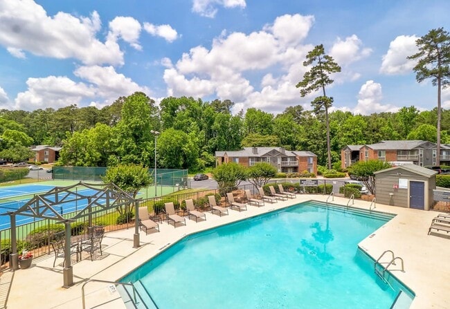 Outdoor Swimming Pool - Woodhill Apartments