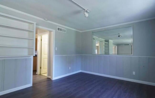 Photo - 2802 Tryon Rd