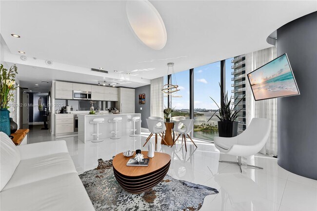 Photo - 650 NE 32nd St Unit 2407