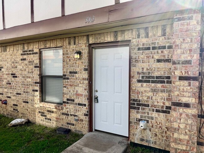 Photo - 3063 Olympia Dr