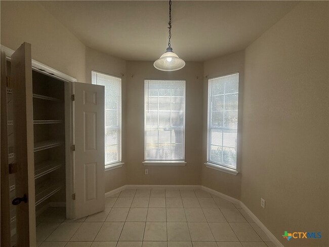 811 Shadow Creek Blvd