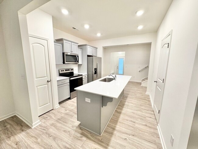 Photo - Two bedroom 2 1/2 bath Minutes from downtown Mooresville