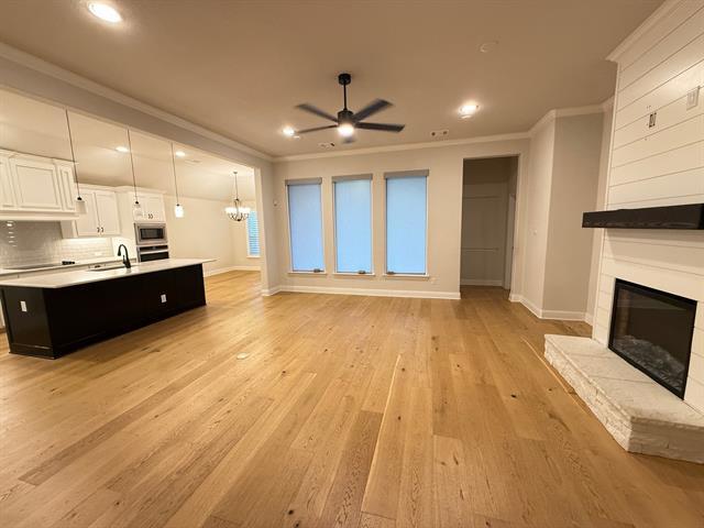 Photo - 541 Molly Ln