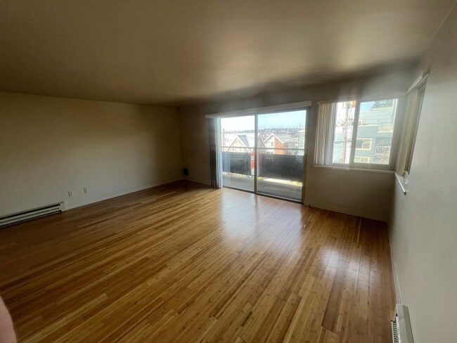 Photo - Spacious Fremont 2BR/1BA, split level with private balcony, recently remodeled kitchen! Unit 4