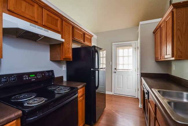 Photo - 9111 Jefferson Village Dr SW