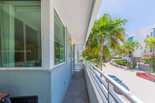 Photo - 7800 Collins Ave Unit 207
