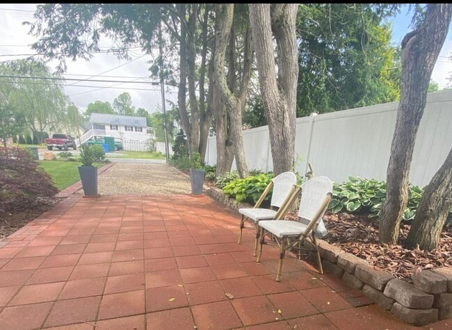 Photo - 45 N Oaklawn Ave