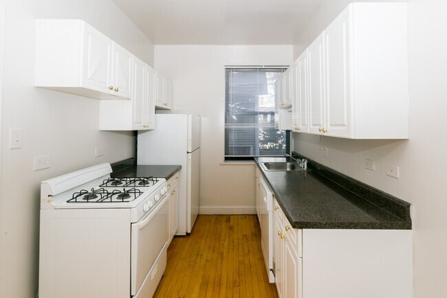 Photo - 1322 Oak Condo Unit D2