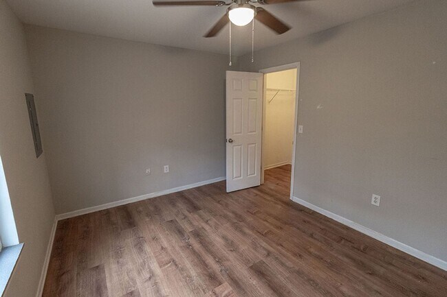 Photo - 1323-1325 Godas Dr Unit 1323