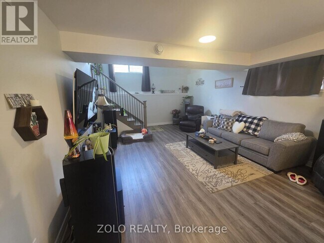 Photo - 50 Abagail Cres