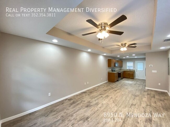 Photo - 8950 N Mendoza Way