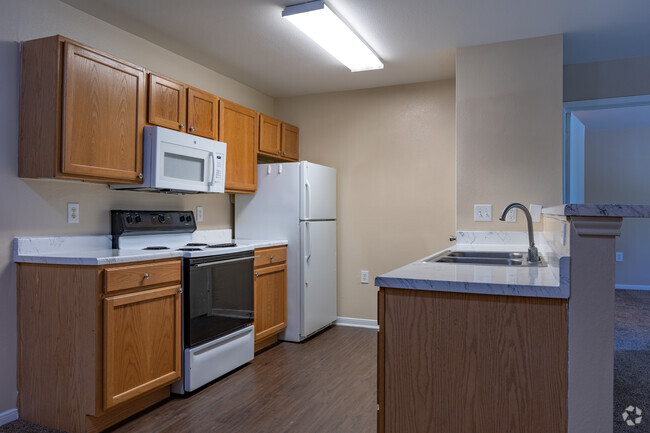 Interior Photo - Park at Walkers Landing Rental