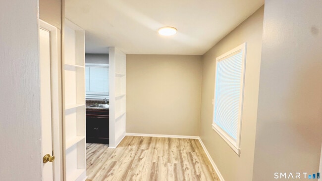 Photo - 127 Lebanon St