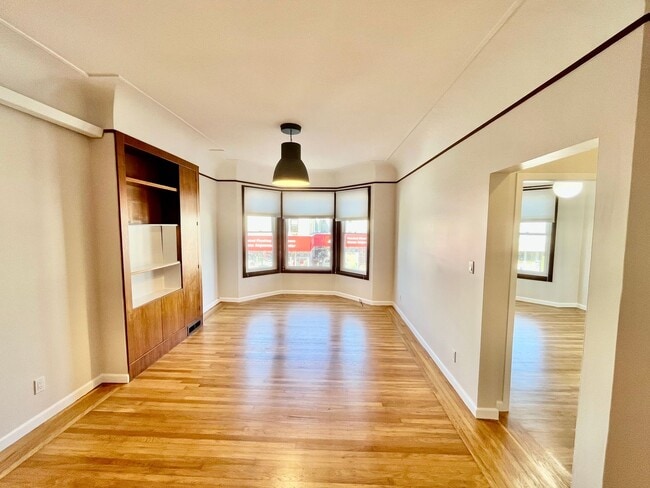 Building Photo - PM0432 Unit 145A