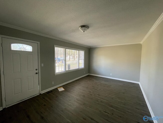 Photo - 4708 Lumary Dr NW