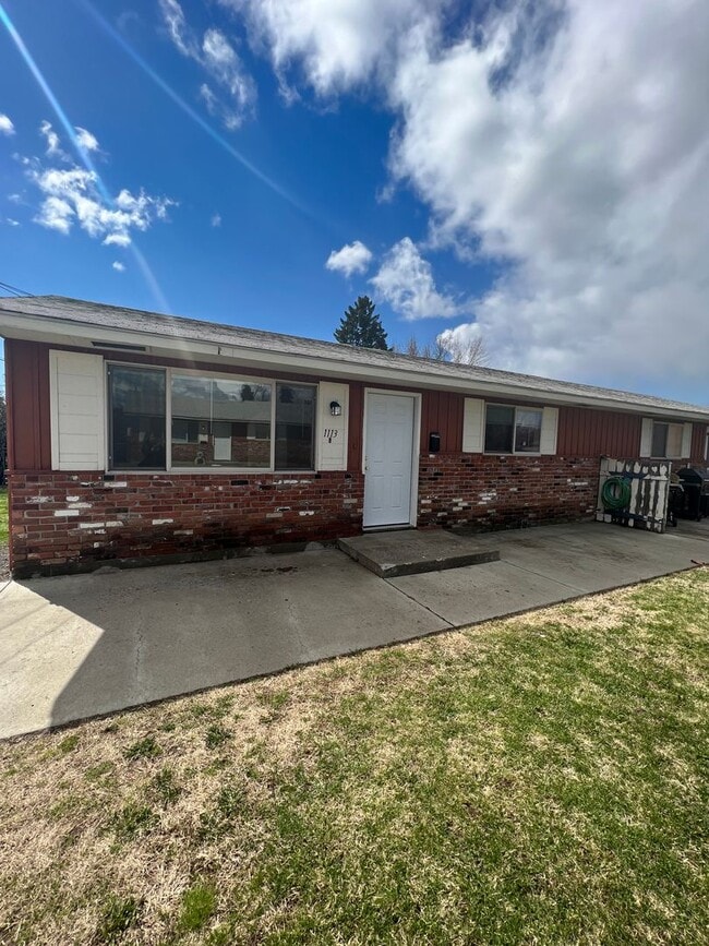 Photo - y111312 Apartment Unit B