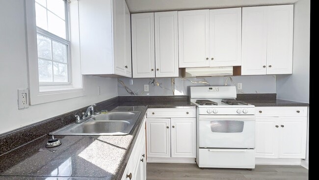 Photo - 3115 Havner Ln