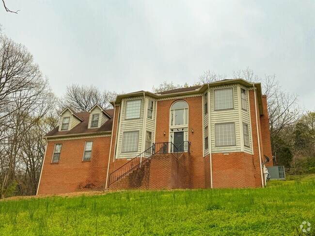 Building Photo - 7595 Foxfire Dr SE Rental