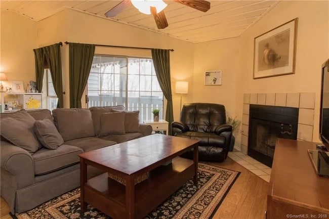 Photo - 57 Crown Knoll Ct Unit #76