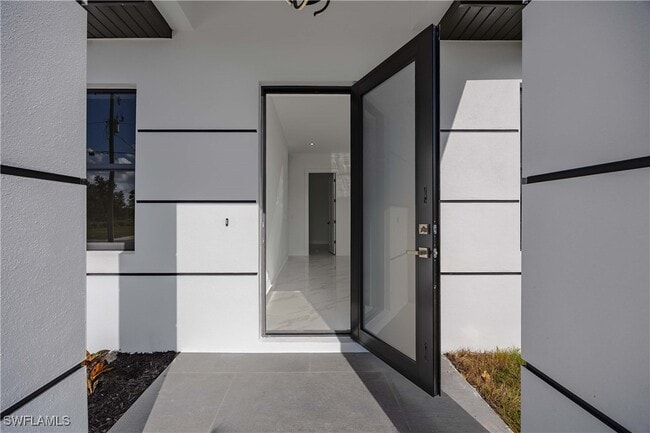 Photo - 2700 49th St SW