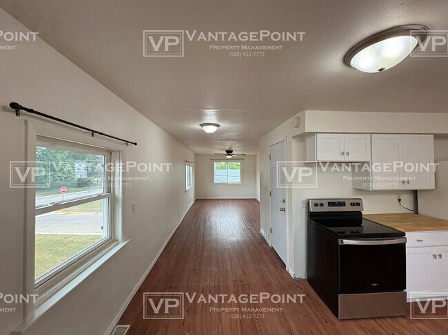 Photo - 707 Graves St
