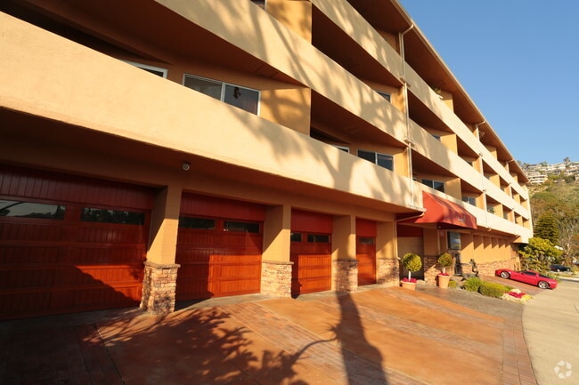 Photo - Laguna Pacifica