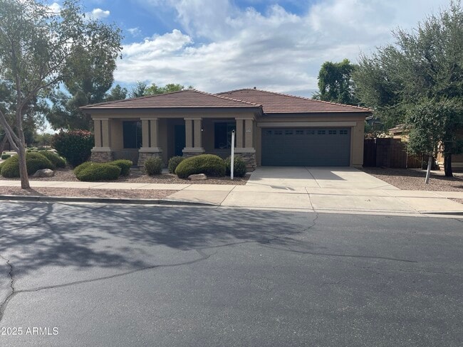 Building Photo - 18785 E Kingbird Dr